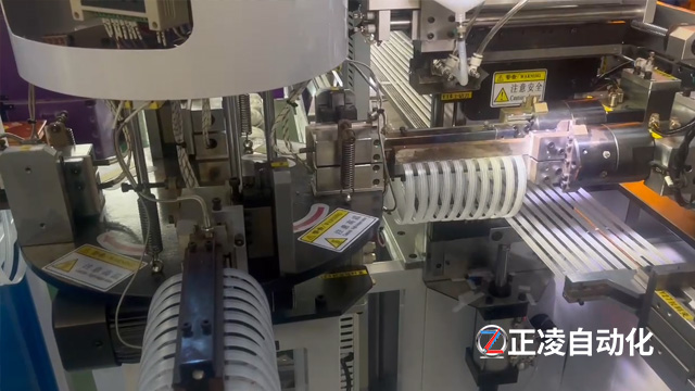 破局人工瓶頸！正凌全自動(dòng)粘接機(jī)日產(chǎn)8.6萬(wàn)密封圈，解放95%人力